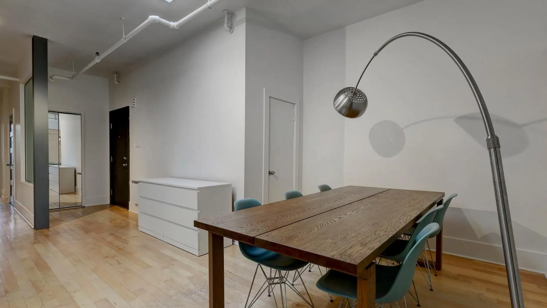 Apartment Spacious 4Br1B Chic Retreat In The Plateau Zv7 Montreal